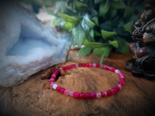 ACHÁTOVÝ NÁRAMEK RŮŽOVÝ