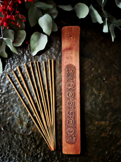 STOJÁNEK NA VONNÉ TYČINKY - 7 ČAKER